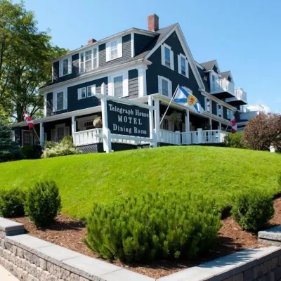 Telegraph House Motel Hotele w: 