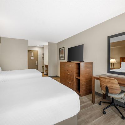 2 Queen Beds, Non-Smoking, Pet Friendly Room, Microwave And Mini-Refrigerator, Wi-Fi GreenTree Inn Albuquerque Promo Code