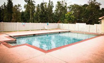 Weiss Lake Lodge - Housity