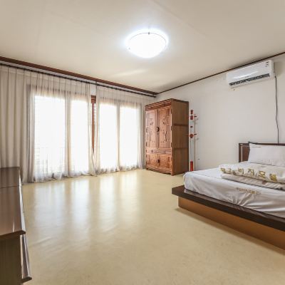 Pension Room (198㎡, Bed / Ondol) 무안 비치 호텔 쿠폰