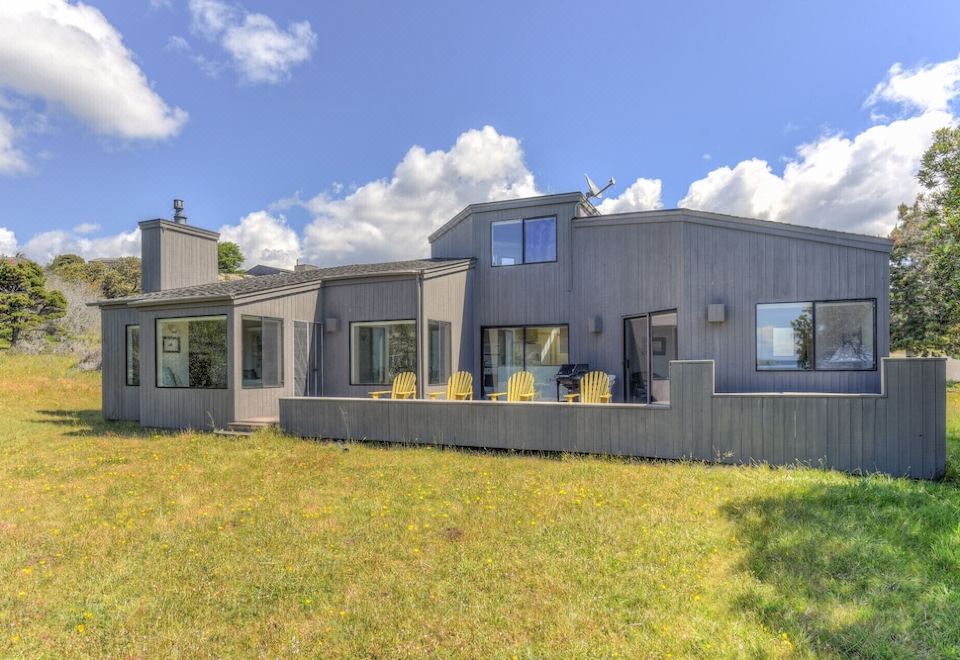 Sea Ranch Delight - Housity
