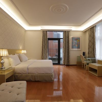 Pastory House Balcony Chasse Hotel Promo Code