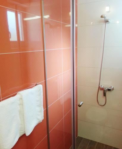 带阳台的高级海景双人间