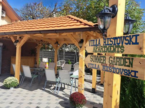 带阳台的四人房