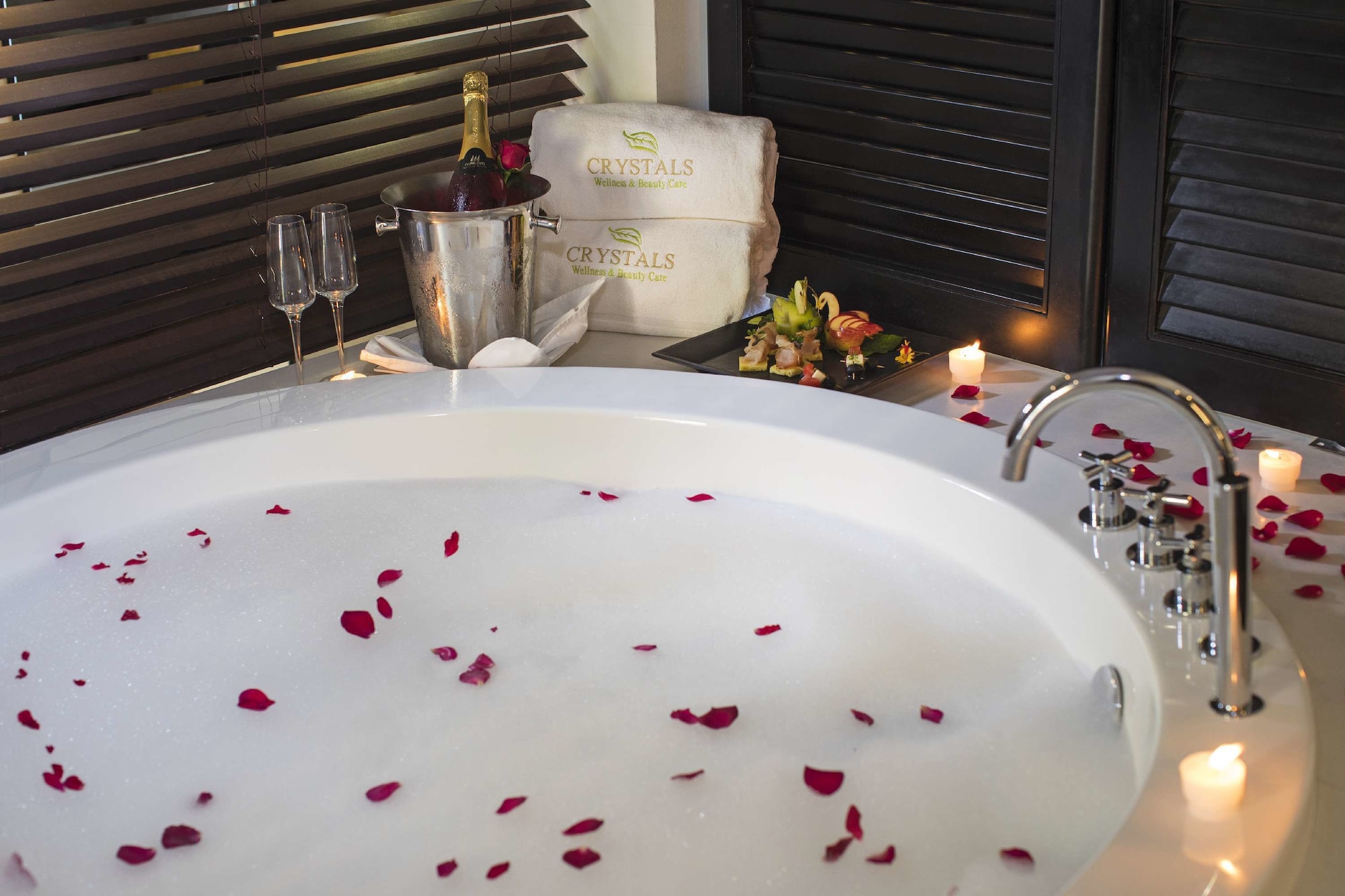 带海景的小型套房