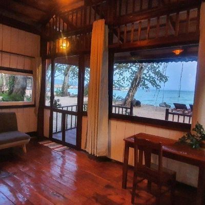 Bungalow With Sea View