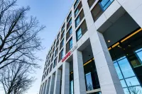 IntercityHotel Berlin Airport BER Terminal 1+2 Hôtels à : 