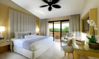 Grand Palladium Select White Sand Resort & Spa - All Inclusive