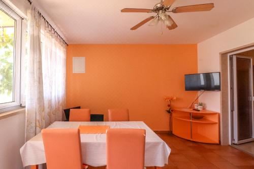 一卧室公寓（带阳台）