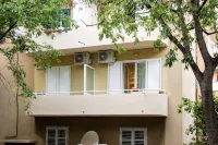 Lugo Apartments