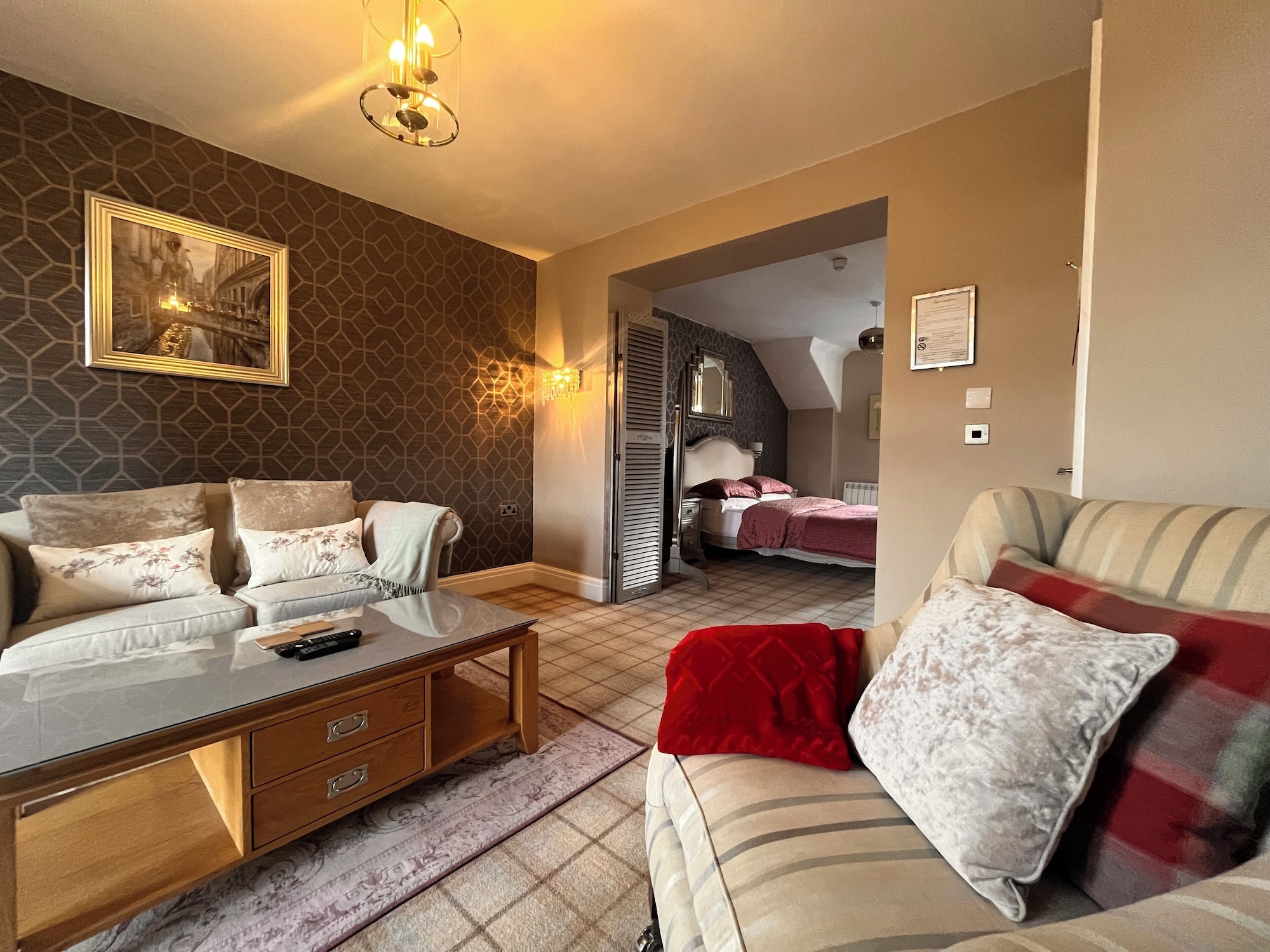 山顶套房（带阳台）