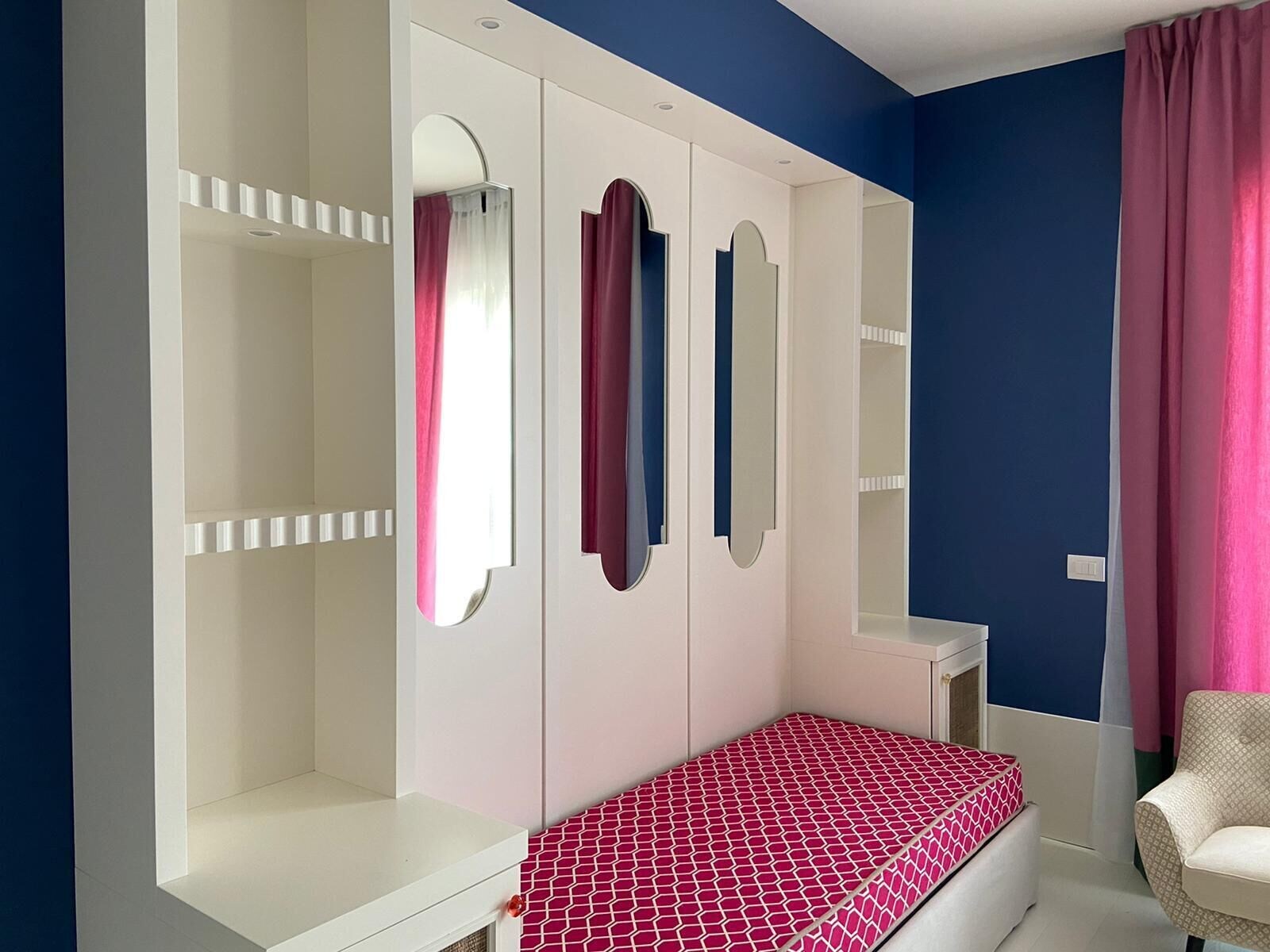 带部分海景的豪华双床或双人房