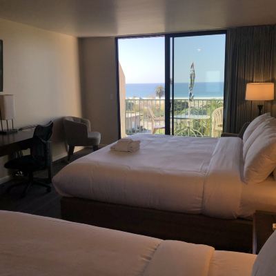 Deluxe Double Room with Balcony and Ocean View Moonlight Beach Motel Promo Code