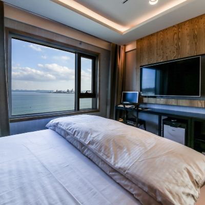 Standard Double Room, 1 Queen Bed, Ocean View Win Hotel Promo Code