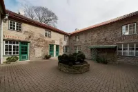 Tallinn City Apartments Old Town Toompea Отели в г. 