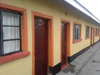 Sleepway Cottages Hotels in 