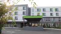 Courtyard Portland East