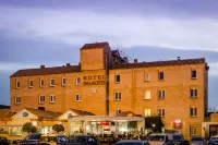 Hotel Palacios Отели в г. 
