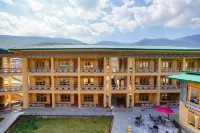 Shomo Chuki Resort โรงแรมใน