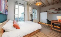 Charming urban retreat with city views