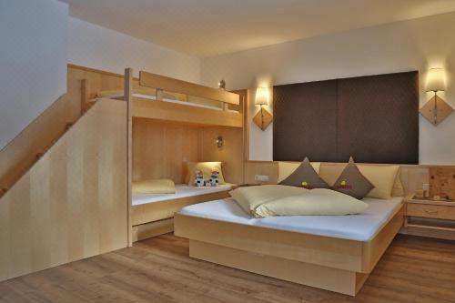 一卧室公寓（带阳台）