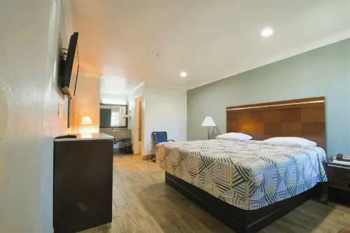 Welcome Inn Corona