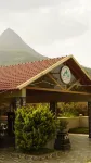 Hill down Home Stay Отели в г. 