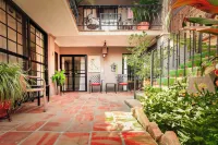 Casa del Sol Inn Hotels in 