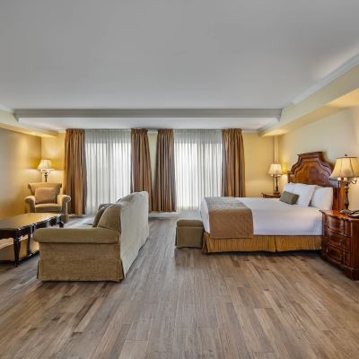 Efficiency Suite with Multiple Beds - Non Smoking Hotel Brossard Promo Code
