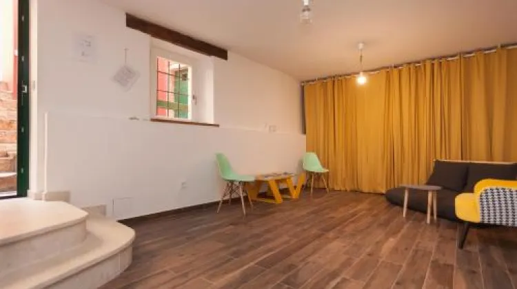 Apartments and Rooms Hey Rovinj 施設