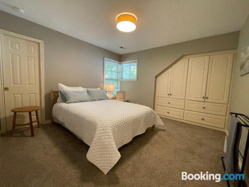 双人房（带公共浴室）