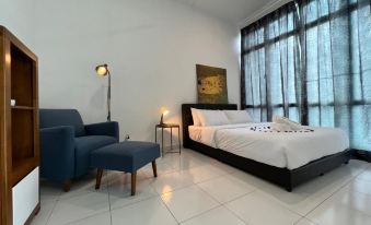 The Senai Garden Apartment Near Senai Airport&Jpo