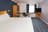 Holiday Inn Express NORTHAMPTON - SOUTH by IHG Hoteles en 