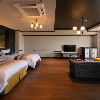 7階スイートトリプルルーム湖の景色[トリプルルーム][禁煙][湖の景色] 上諏訪温泉 しんゆ クーポン