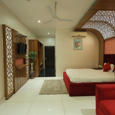 Semi-Double Room Hotel Grand Sai Promo Code