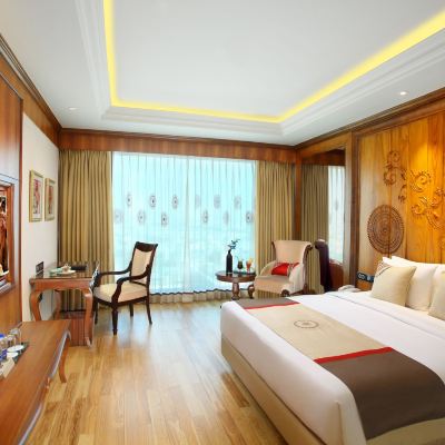 Royal Room Seven Seas Hotel Promo Code
