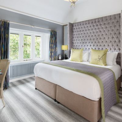 Luxury Suite Cedar Manor Hotel Promo Code