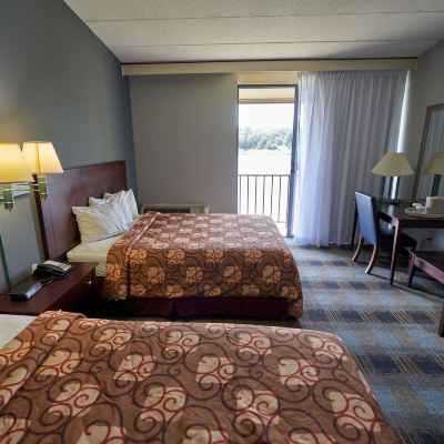 River-View Room, 2 Queen Beds With Jetted Tub And Balcony Riverview Inn & Suites Promo Code