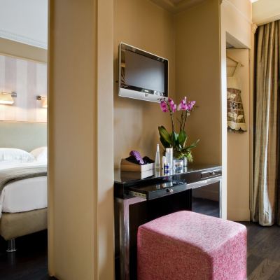 Junior Suite Casa Montani Promo Code