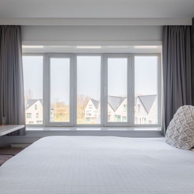Cosy Studio West Bay Promo Code