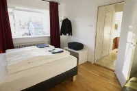 Four double beds down-town main street. Hotels in 