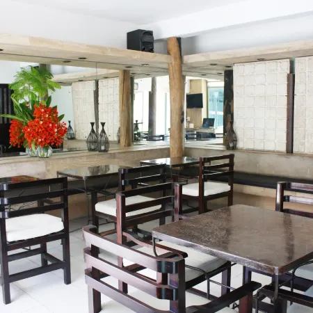 Hotel Maya Rue