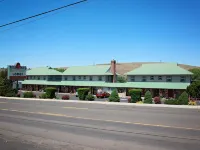 Rugged Country Lodge Hotels in Pendleton