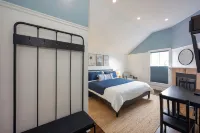 BytheSea Inn