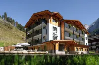 Spires Hotel