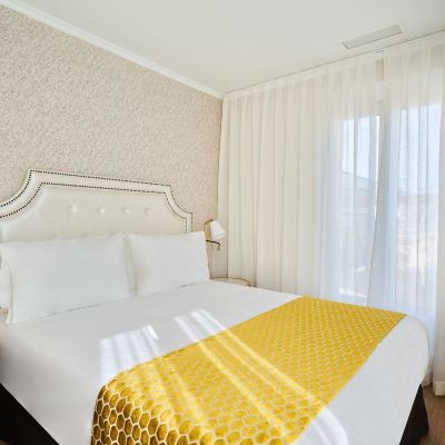 Studio With Terrace Apartamentos Tandem Soho Promo Code