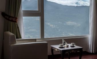 The Fern Denzong Hotel & Spa Gangtok