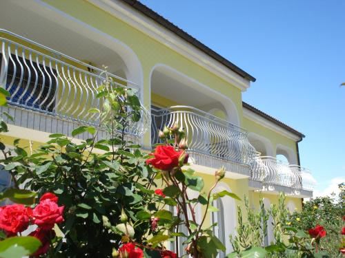 带露台的舒适双人间