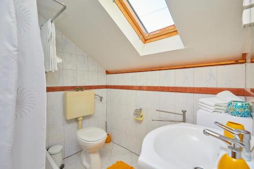 带海景的一卧室公寓