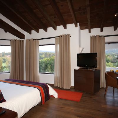 Junior King Suite Hotel Avandaro Golf and Spa Promo Code